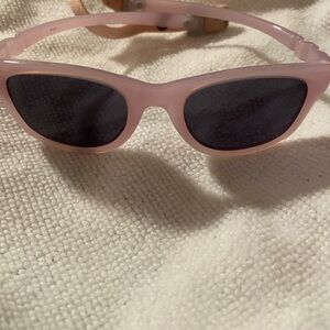 Chic Pink Sunglasses for Women